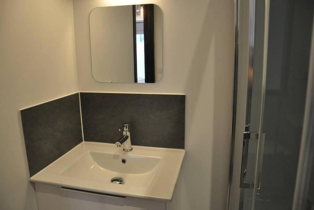브레스트 Freskenn 1, Studio 23M² Cosy & Chaleureux 아파트 외부 사진